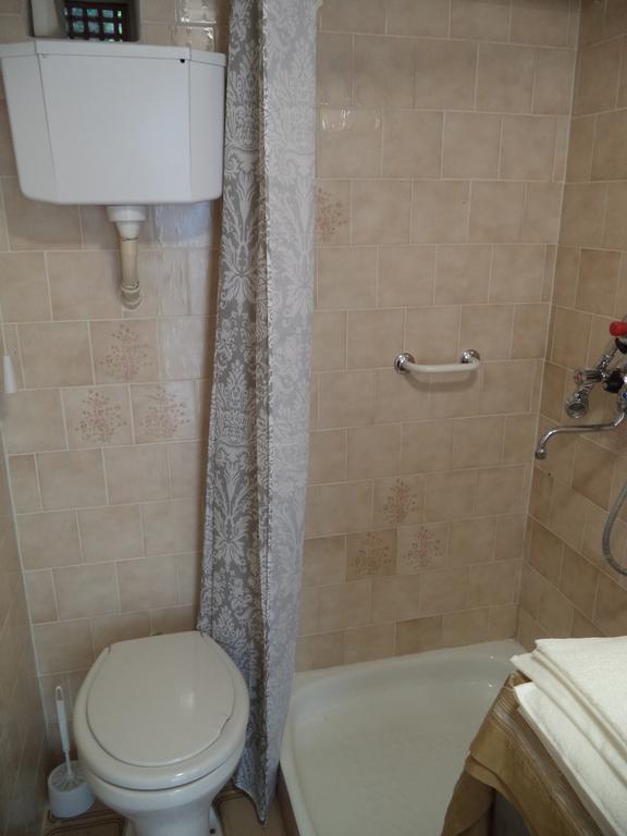 Napkelte Apartman Tihany Værelse billede